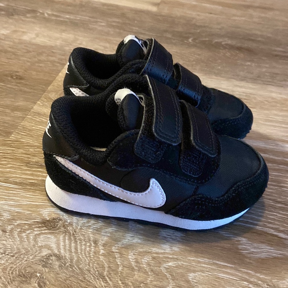 Toddler Velcro Close NIKE 5C